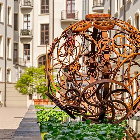 Regnum Noctis Piotrkowska 37 Moon Light